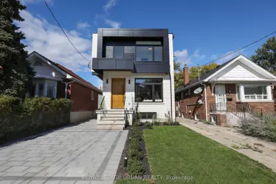 128 Floyd Avenue, Toronto, On M4k 2b7