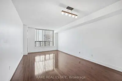 400 Mclevin Avenue 1807, Toronto, On M1b 5j4
