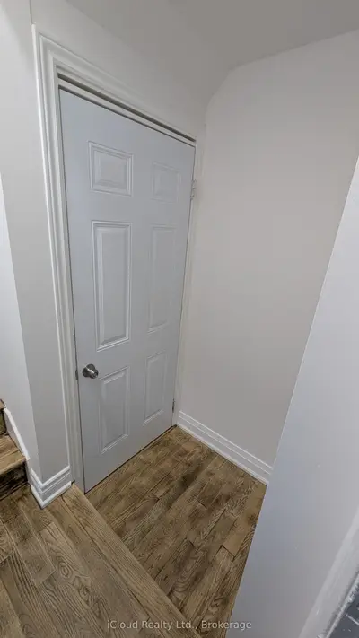 53 Seward Crescent Lower Level, Ajax, On L1z 2b8