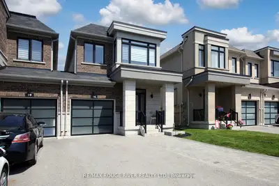 Detached in Clarington