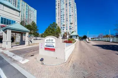 Condo Apartment in Toronto