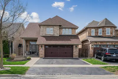 Detached in Pickering