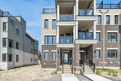 Att/Row/Townhouse in Clarington