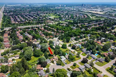 7 Dingley Court, Ajax, On L1s 6b5