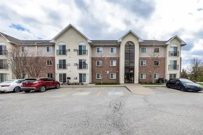 87 Aspen Springs Drive 307, Clarington, On L1c 5j8