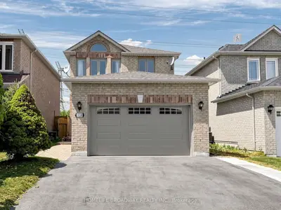 Detached in Pickering