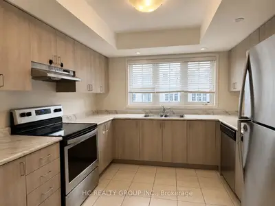 2645 Eaglesham Path 124, Oshawa, On L1l 0m7