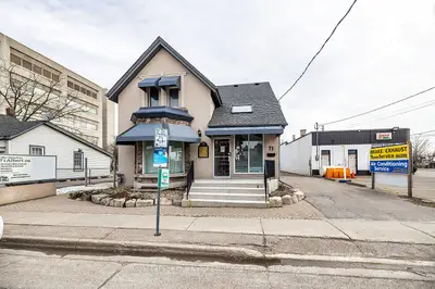 71 Albert Street, Oshawa, On L1h 4r1