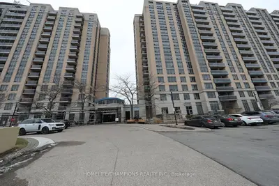 Condo Apartment in Toronto