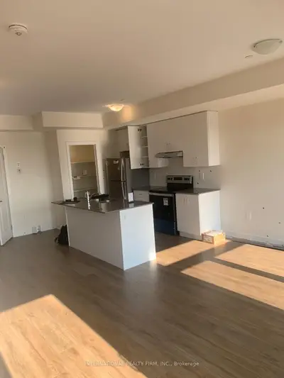 Condo Townhouse in Pickering