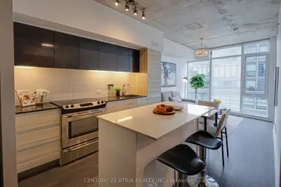 Condo Apartment in Toronto