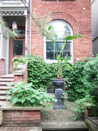Semi-Detached in Toronto