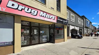 2558 Danforth Avenue B101, Toronto, On M4c 1l3