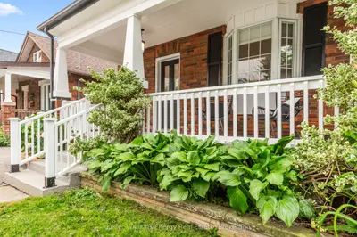 55 Arlington Avenue, Oshawa, On L1g 2n3