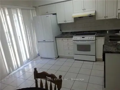 Condo Townhouse in Toronto