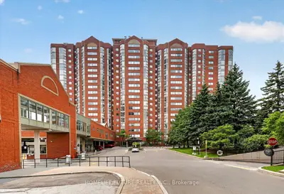 Condo Apartment in Toronto