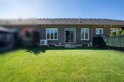33 Washburn Path, Clarington, On L1e 0j7