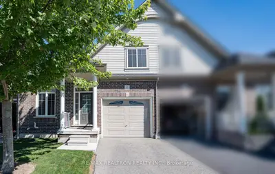 Att/Row/Townhouse in Clarington