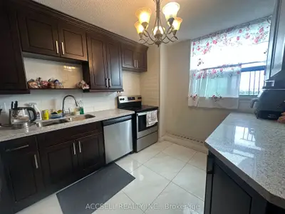 100 Wingarden Court 1109, Toronto, On M1b 2p4
