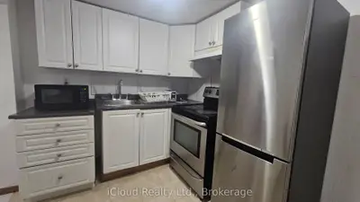 39 Frey Crescent Bsmnt, Toronto, On M1r 2c5