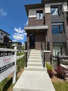 Condo Townhouse in Pickering
