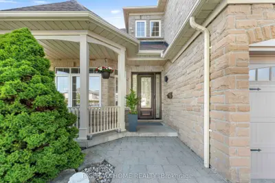 1048 Mcquay Boulevard, Whitby, On L1p 1r8