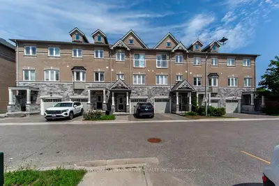 40 Waterstone Way, Whitby, On L1n 4s3