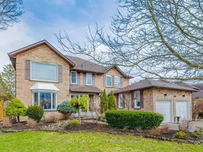 190 Lake Driveway W, Ajax, On L1s 4y2