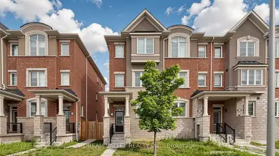 138 S Cleanside Road, Toronto, On M1l 0c6