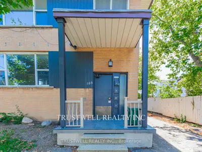 105 Mary Street E 3, Whitby, On L1n 2p3