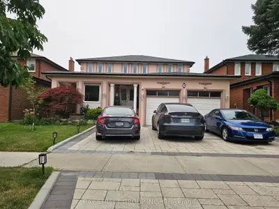 Detached in Toronto