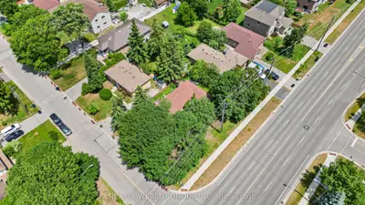 4450 Lawrence Avenue E, Toronto, On M1e 2t9