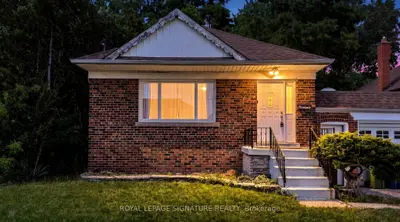 14 Valdane Drive, Toronto, On M1l 2e9