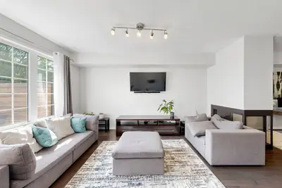 11 Keenlyside Lane, Ajax, On L1t 0n4