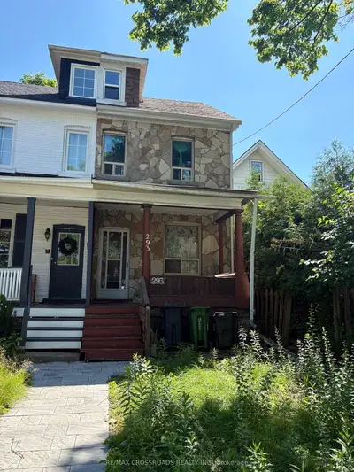 Semi-Detached in Toronto