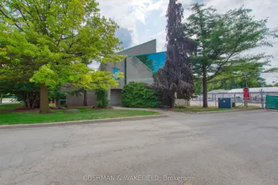 75 Nashdene Road, Toronto, On M1v 2w3