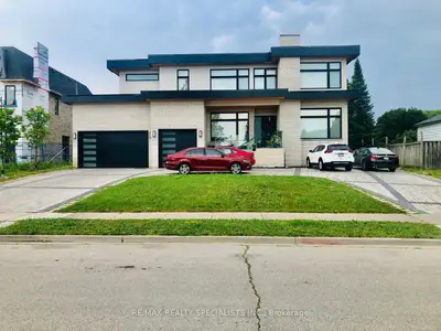 Lower Level in Pickering