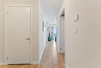 2150 Lawrence Avenue E 1609, Toronto, On M1r 3a7