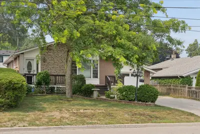 Detached in Pickering