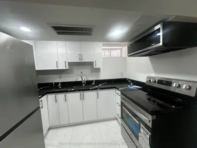 137b Chatham Avenue, Toronto, On M4j 1k8