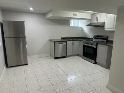 7 Gilroy Drive Bsmt, Toronto, On M1p 1z8