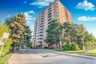 Condo Apartment in Toronto