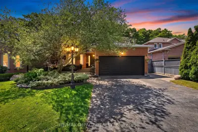 Detached in Pickering