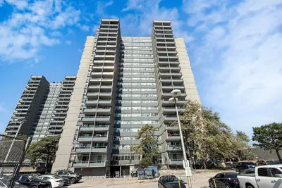 Condo Apartment in Toronto