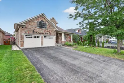 1626 Chilliwack Street, Oshawa, On L1k 0c4