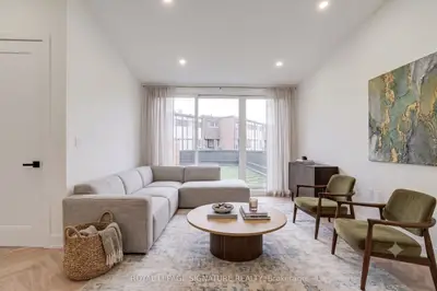 Duplex in Toronto