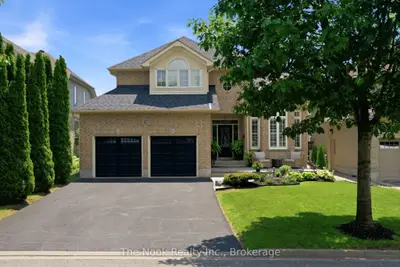 Detached in Oshawa