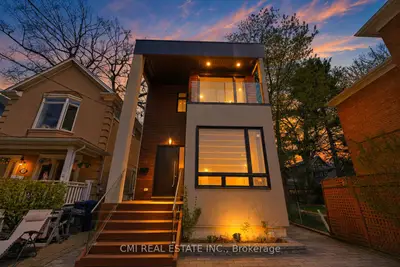 75 Kenilworth Avenue, Toronto, On M4l 3s4