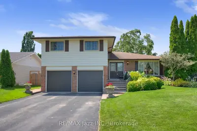 802 Ferndale Street, Oshawa, On L1j 5l7
