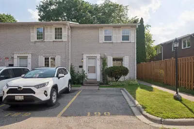 70 Cass Avenue 190, Toronto, On M1t 3p9